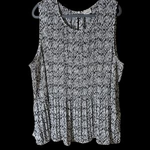 Avenue Monochrome Patterned Tank Top